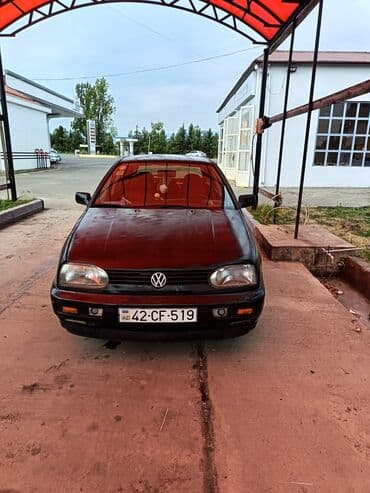 реставрация салона авто: Avtomobilin iç görünüşü. Avtomobilin salonunda qırmızı və qara — 7