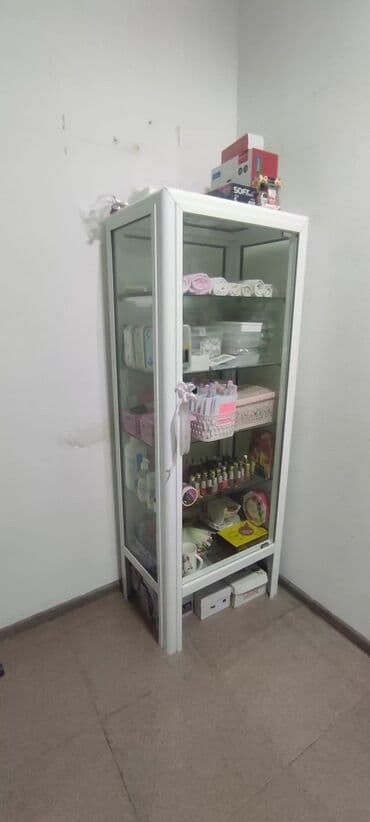 ПО для бизнеса: Стеклянная витрина-шкаф at lalafo.az — 3 ПО для бизнеса: Стеклянная витрина-шкаф — 3