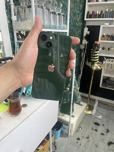 айфон 5 с: IPhone 13, Зеленый — 1