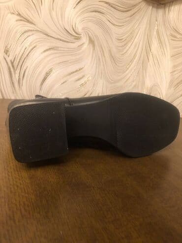 Toy paltarları və aksesuarları: Massimo Dutti, Ölçü: 39, rəng - Qara, Yeni — 1