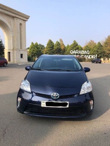 kia islenmis ehtiyat hissələri: Toyota Prius: 1.8 l | 2015 il — 1