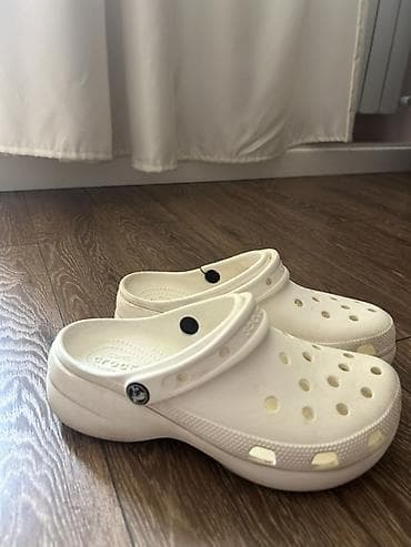 şabo: Məhsul: Original Crocs Iconic Classic clogs – ağ rəng - Ölçü: 38-39 — 4