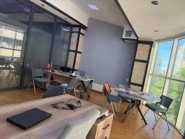 Kommersiya daşınmaz əmlakı: İcarəyə verilir 1 otaqlı ofis 40 m², Elmlər Akademiyası m. Daha 11 — 3