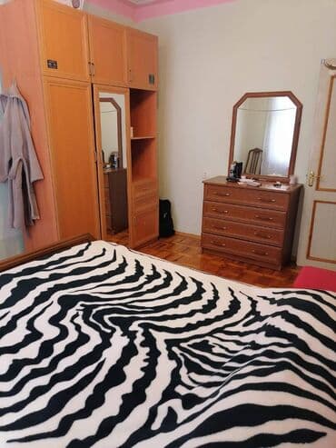 kirayə evlər 2023 inşaatçılar: Sumqayitda 6 ci mikrarayonda yerləşən ümumi sahəsi 80kv,m olan,3 — 13