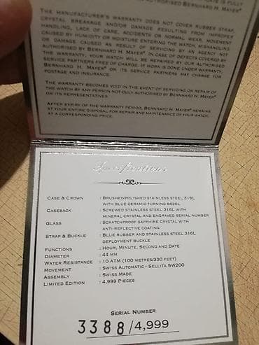 capa: Bernhard H. Mayer PowerMaster – Blue qol saatı Xüsusiyyətlər: - — 3