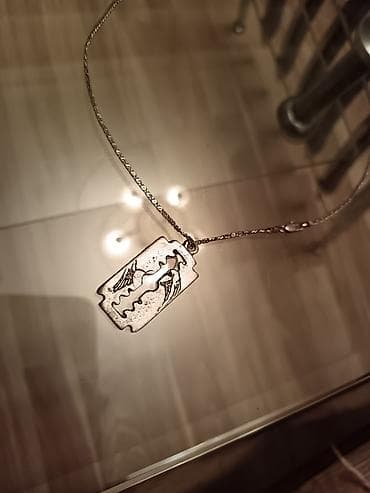 gumus klon: Hər kəsdə olan sadə aksesuarlardan bezmisən? 😎 Özəl dizaynlı, qanad — 4