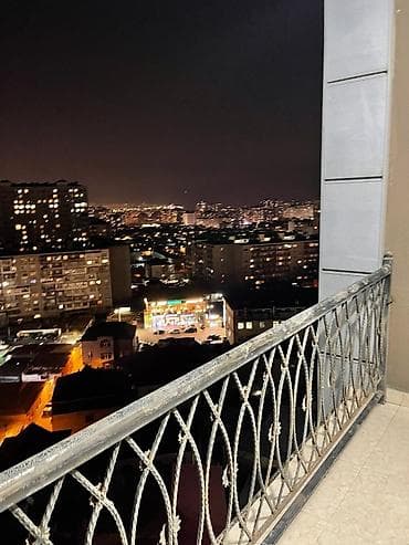 mastagada kreditle evler: Kirayə üçün geniş və işıqlı mənzil. - Plan: böyük qonaq otağı açıq — 8