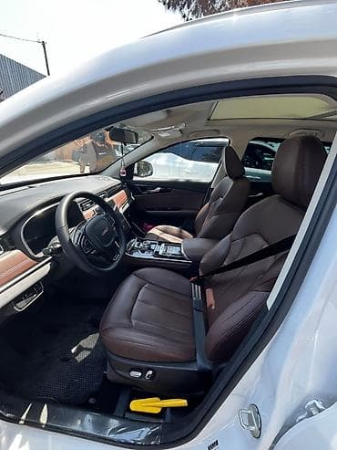 multi sukan: SUV – ağ rəng, şəhər və uzun yol üçün komfortlu və geniş salonlu — 6