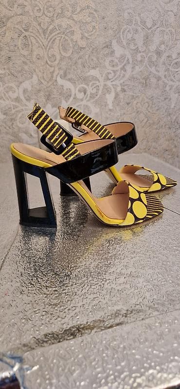 ayaqq: Ölçü: 39, Yeni — 1