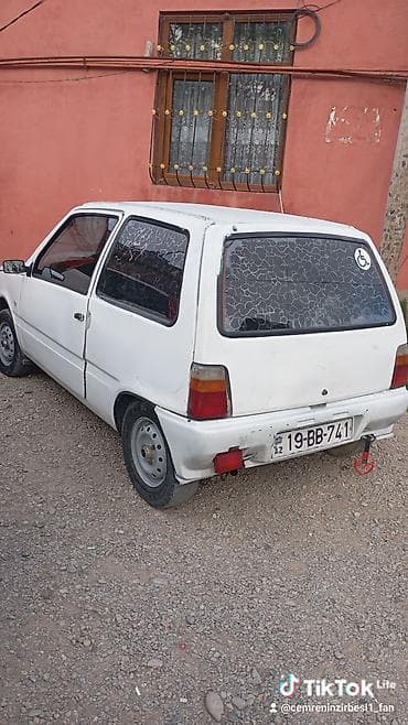 mapet satilir: Satılır: Kiçik şəhər avtomobili, 3 qapı, ağ rəng. Texniki — 2