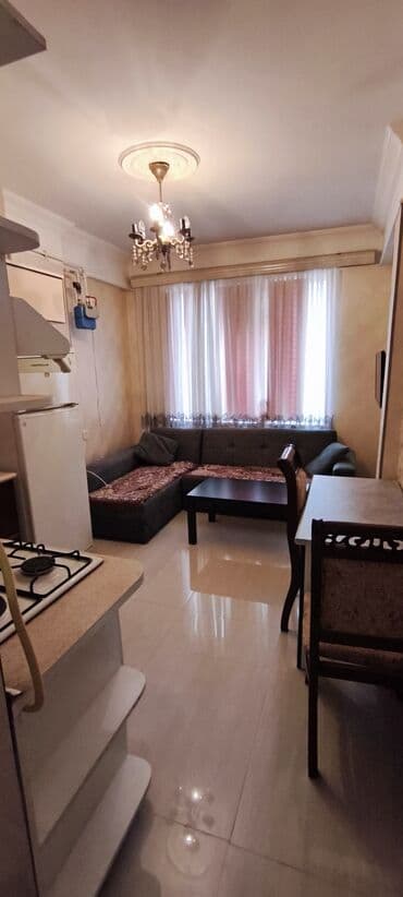 Сниму квартиру: XİRDALAN QƏNCLƏR SƏHƏRCİYİ. Riyat TİCERET mərkəziyle üzbəüz. 11 — 2