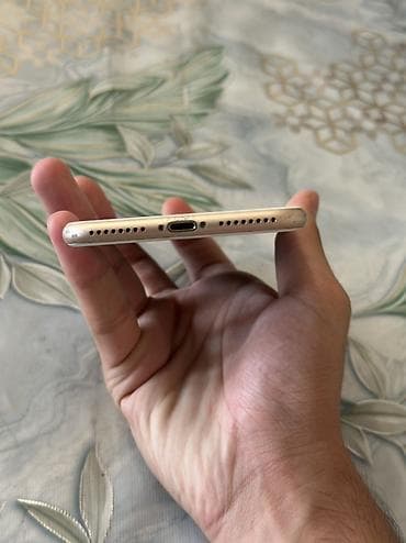 iphone 5 plus 64gb: IPhone 8 Plus, 64 GB, Qızılı, Simsiz şarj — 5