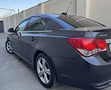 disk r19: Chevrolet Cruze LTZ sedan - Korpus: 4 qapılı sedan, tünd boz rəng - — 3