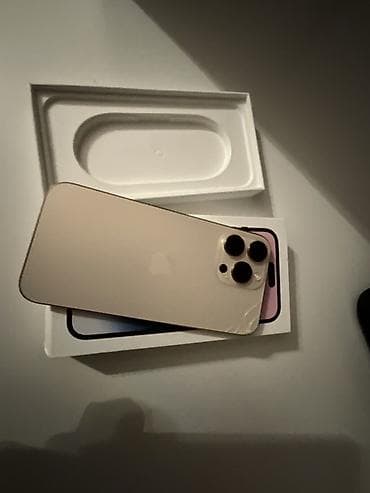 iphone x baki: IPhone 17 Pro, Qızılı, Face ID — 1