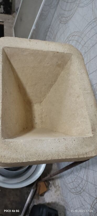 1 ton suyun qiymeti: Su süzən daş qazaxtan gəlib 10litir tutumu var suyu tərtəmiz süzür — 1