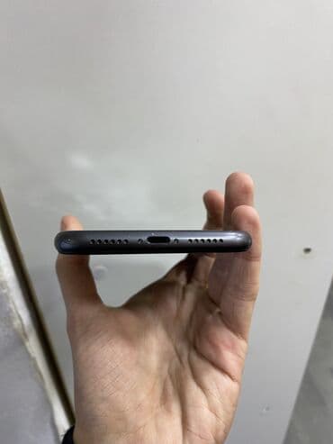 TV və video: IPhone 11, 64 GB, Qara, Zəmanət, Simsiz şarj, Face ID — 3