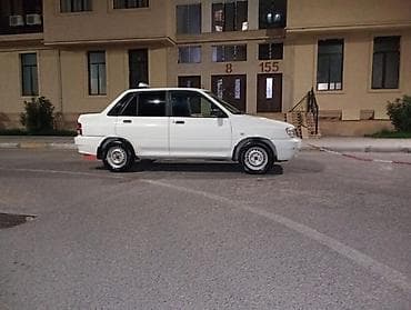 vaz 2106 diferi: Saipa ili 2013 satılır Avtomobil: Sedanın gövdə tipi, ağ rəng — 7