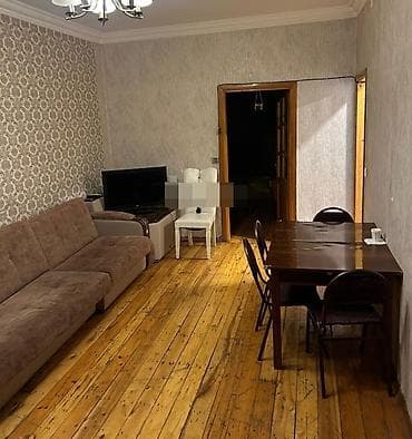 samaxi kiraye ev: Baxixanovun tam merkezinde Hacioglu binasinda yerlesir. 2 otaqdan 3 — 2
