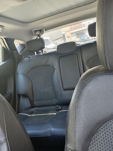 vito disk: Hyundai ix35 AWD krossover - Kuzov: qara rəng, 5 qapı, dam relsləri - — 2