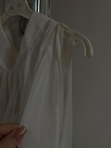 şifon donlar: Ağ rəngli, şifon qadın donu. Xüsusiyyətlər: - Material: çoxqatlı — 5