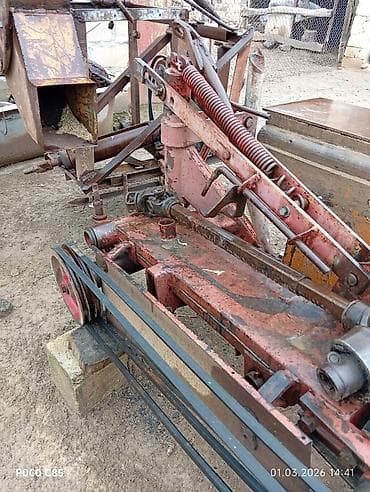 hyundai 1995 accent: İki aqrotexnika avadanlığı satılır: 1) İkibarabanlı otbiçən (fırlanan — 3