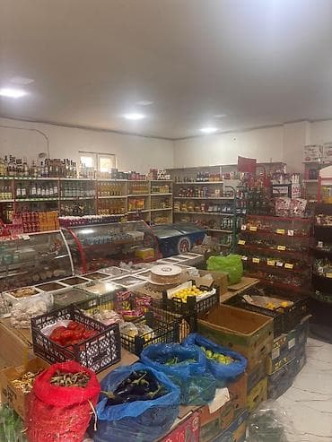 Ərzaq mağazası arendaya verilir. Ünvan Gəncə hava limanı şosesi SOCAR — 4