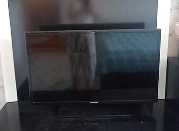 t96 mini android tv box: İşlənmiş Televizor Samsung 82" Ünvandan götürmə — 1