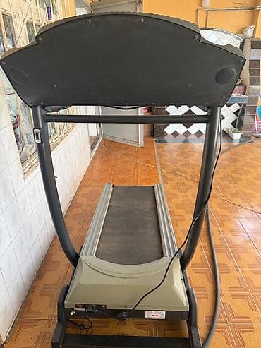 electro gitara: Elektrikli qaçış trenajoru – JKCXER (panel üzərində qeyd) — 2