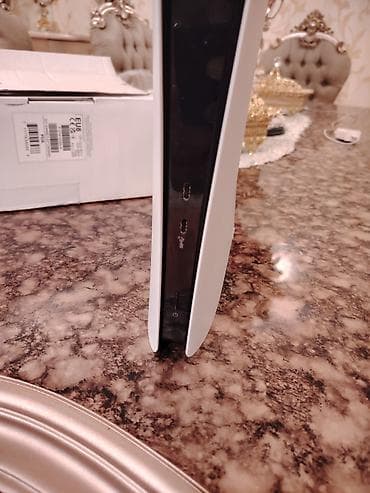 playstation 5 baki: Salam ps 5 slim satılır,4-5 dəfəm istifadə olunufps plus var 1 illiy — 5