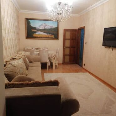 lənd kuruzer ucun led işıq lupası hardan tapmaq olar: Bakı, 3 otaqlı, Köhnə tikili, m. Həzi Aslanov, 80 kv. m — 2