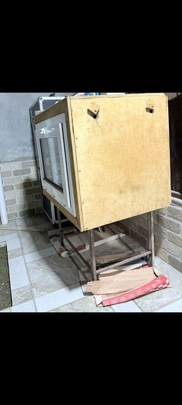 İnqibator 170 yumurta üçün nəzərdə tutulub Özü fırlanır, heç bir