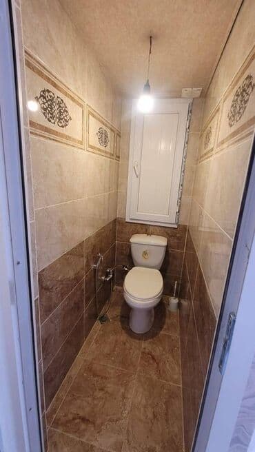 9 ci mikrorayon satilan evler: Bakı, 3 otaqlı, Köhnə tikili, m. Xalqlar Dostluğu, 75 kv. m — 10