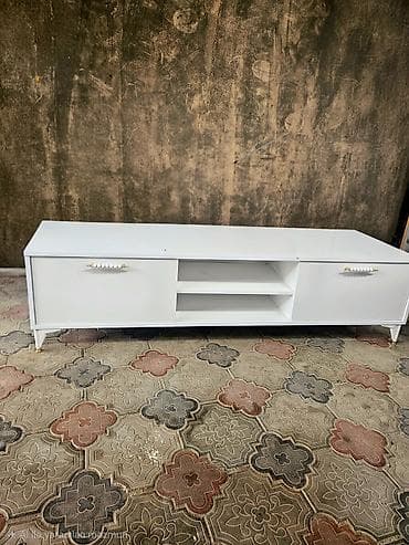 reduktor qaz: Yeni, Düz TV altlığı, Polkalı, Laminat — 2