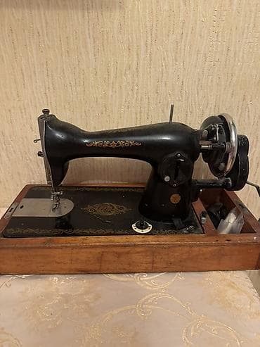 qedimi mebel: Klassik mexaniki tikiş maşını - Korpus: dözümlü çuqun gövdə, qara lak — 3