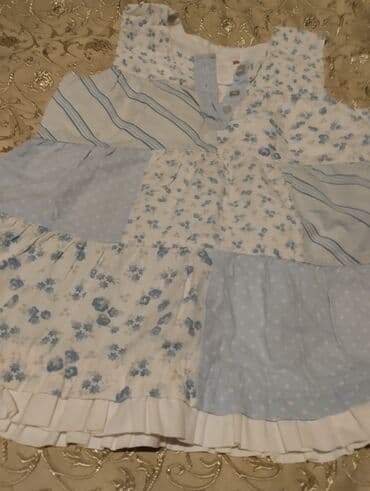 ziyafet geymleri: Məhsul paketi: ayaqqabı və geyim 1) Qırmızı idman ayaqqabıları - — 14