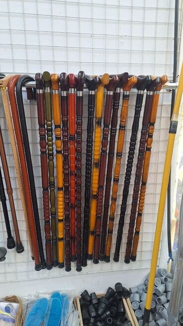 Yerimək üçün arabalar, çəliklər, əsalar, rollatorlar: Çəlik əsa xasa çatdirilma var Xadok xadinok volker əsa xasa — 1