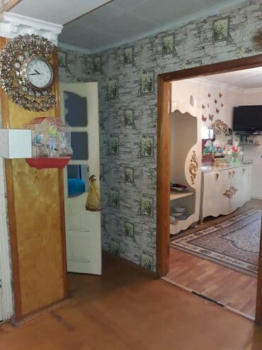 1 otaqli kohnə tikili evlər satilir kohnə binada en ucuz menzilər kub az: Джейранбатан, 3 комнаты, Вторичка, 74 м² — 15