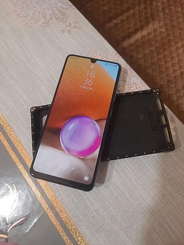 barter telefon iphone: Samsung Galaxy A32, 64 GB, rəng - Göy, Barmaq izi — 6