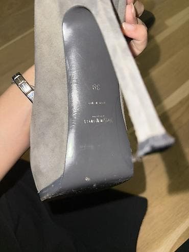 Qadın ayaqqabıları: Tuflilər, YSL, Ölçü: 39, rəng - Boz, İşlənmiş — 10