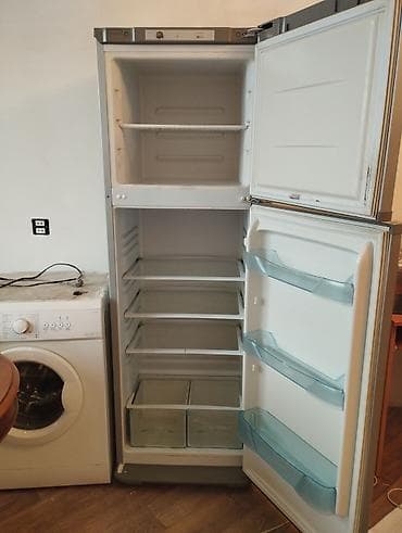 indezit soyuducu: İki kameralı məişət soyuducusu - Rəng: gümüşü (üst qapıda dekorativ — 1