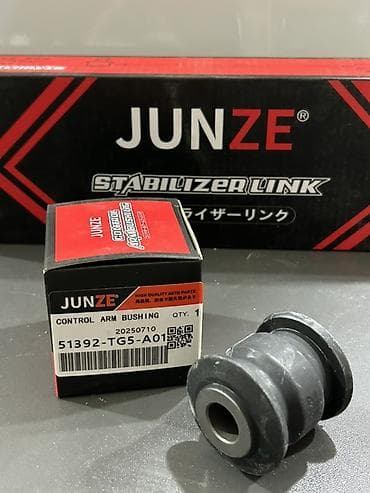 ses bogucu basligi: Honda İnsight Civic Balaca Razvalni — 2