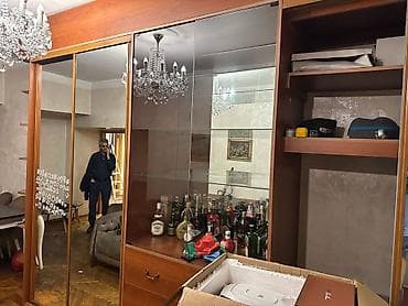 metal şkaf: İşlənmiş, 3 qapılı, Güzgülü, Qəhvəyi, Taxta, Kupe, Düz dolab — 2