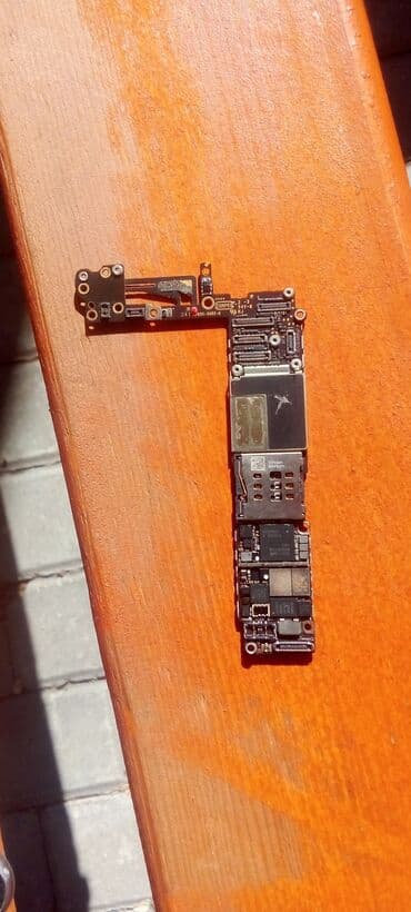 IPhone 6, 64 GB, Ağ, Barmaq izi, Simsiz şarj, Zəmanət