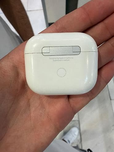apple macbook: Simsiz şarj cihazı Apple, İşlənmiş — 2