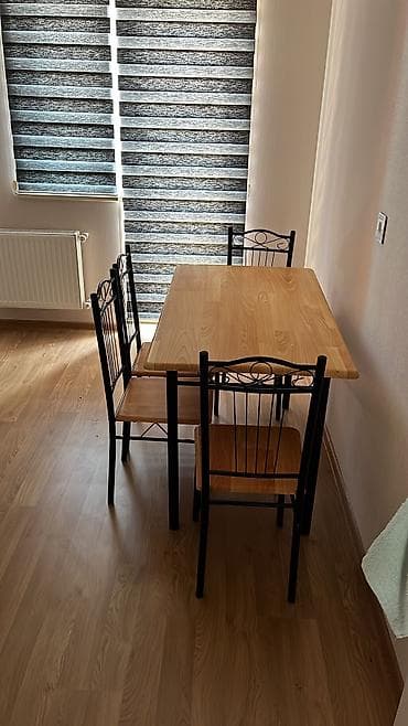 2 otaqli evler satilir: Mənzil şəxsidi midada.Kirayə verilir3 otaq hər şəraiti var.yalnız — 8