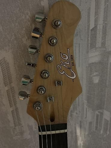 elektro gitarlar: Elektro gitar – Eko (Est. 1959) brendi, Strat tərzi gövdə dizaynı - — 3