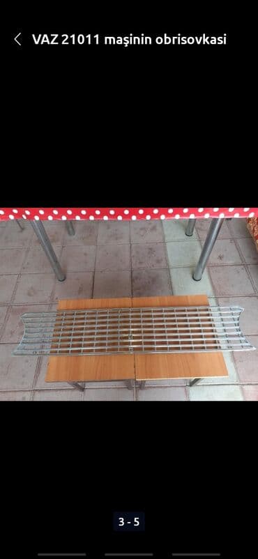 lada qapi: VAZ 21011 markalı avtomobil üçün radiator barmaqlığı. Avtomobilin ön — 3