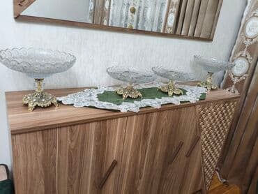 meyvə qablari: Şüşə meyvəqabı dəsti - 4 ədəd qaldırılmış ayaqlı meyvəqabı - — 1