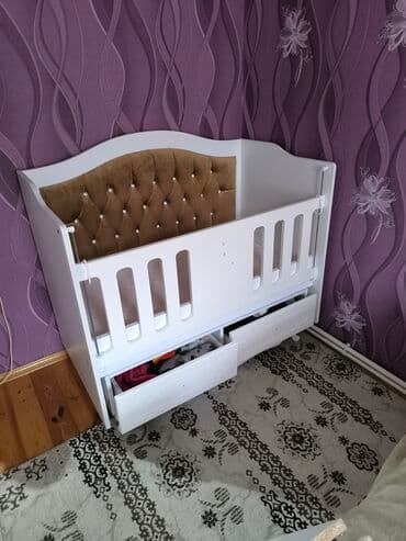 darvaza 2 ci əl: Oğlan və qız üçün, İşlənmiş, Beşik, Matras ilə, Yellənmə mexanizm ilə — 3