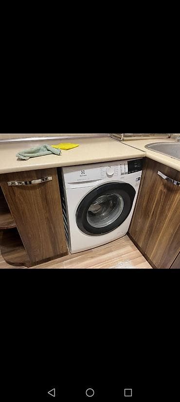 azal aviabilet: 8 kl əla veziyede tecli satlir hecbir pirablemi yoxdu Electrolux — 1